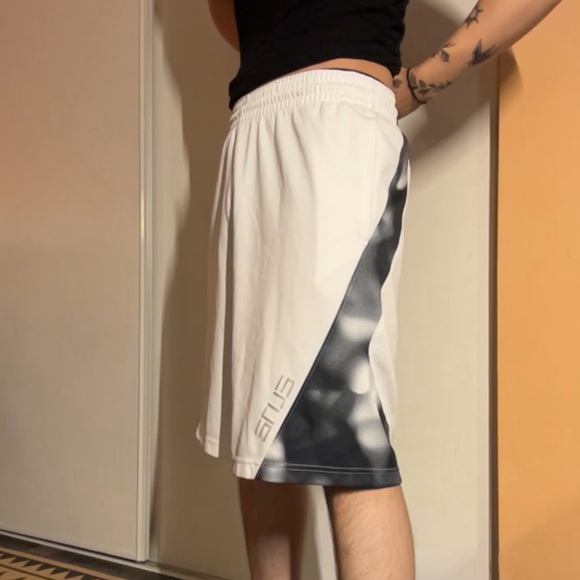 nike elite dri-fit white basketball shorts men’s small *minor stain - Picture 2 of 7